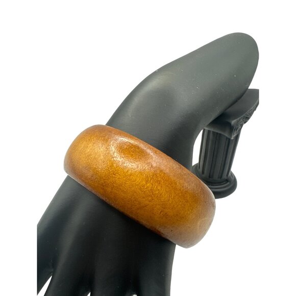 Vintage Handcrafted Wooden Bangle Bracelet - Picture 2 of 4